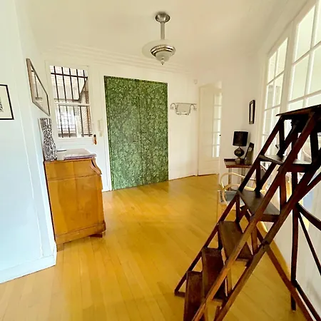 Le Penthouse Guy Moquet *