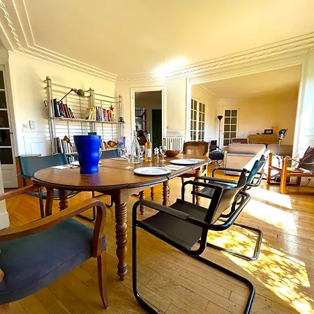 Le Penthouse Guy Moquet * Paříž