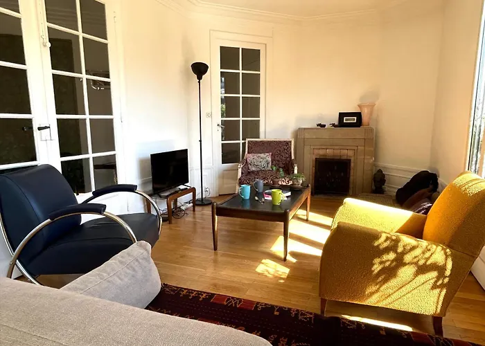 Апартаменты Le Penthouse Guy Moquet *